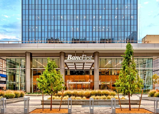 A curtainwall upgrade allows for stunning views of the Oklahoma City skyline and BancFirst Tower plaza. (Photography by Tom Kessler) 